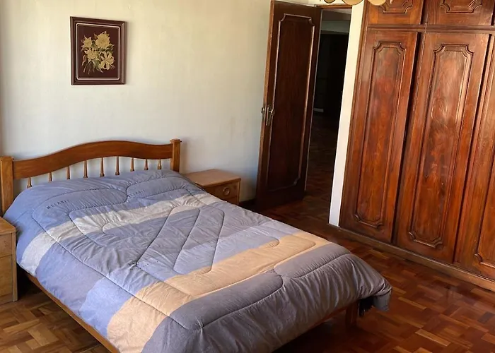 Habitaciones Frente Club Tenis