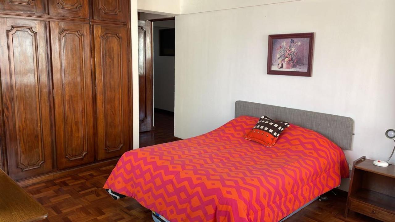 Frente Club Tenis Homestay Cochabamba